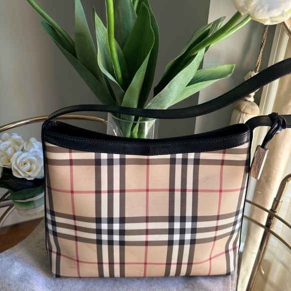 Burberry Nova Check Shoulder Bag (Authentic & Pre-Owned) - Picture 4 of 11